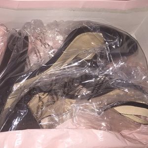 HEELS!JustFab Makemba Black Dress Sandals